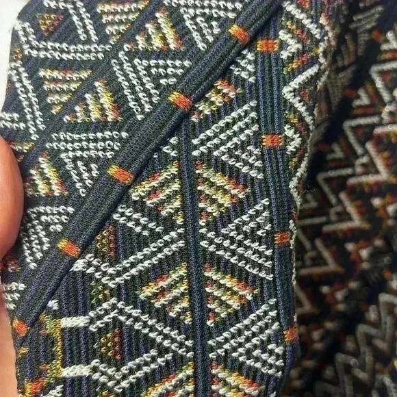 BCBGMAXAZRIA Aztec Pull On Stretch Mini Dress Size Small Navy Multi - Picture 2 of 9